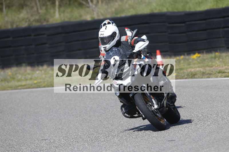 /01 02.04.2026 MAZ ADR/Gruppe gelb Gruppe gruen/1